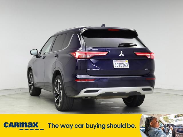 Photo of 2023 Blue Mitsubishi Outlander