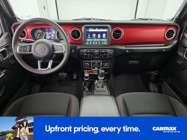 Photo of 2023 Gray Jeep Wrangler