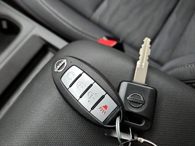 Photo of 2024 Red Nissan Frontier