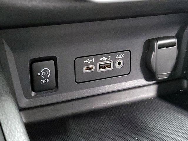 Photo of 2024 Blue Nissan Sentra