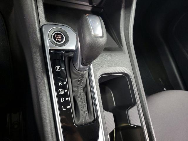 Photo of 2024 Blue Nissan Sentra