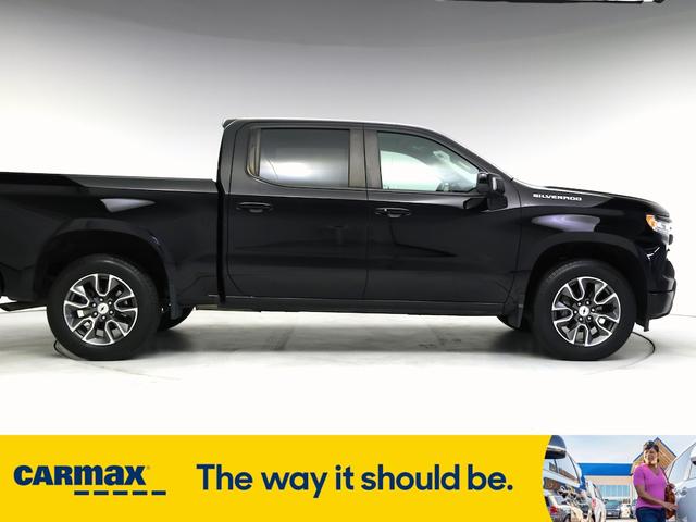 Photo of 2022 Black Chevrolet Silverado 1500
