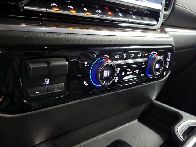Photo of 2022 Black Chevrolet Silverado 1500