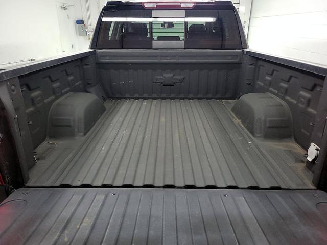 Photo of 2022 Black Chevrolet Silverado 1500