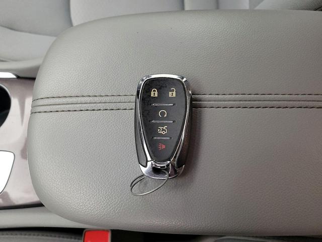 Photo of 2023 White Chevrolet Malibu
