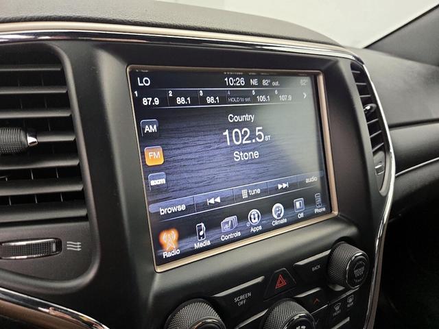 Photo of 2015 Burgundy Jeep Grand Cherokee