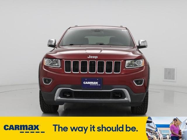 Photo of 2015 Burgundy Jeep Grand Cherokee
