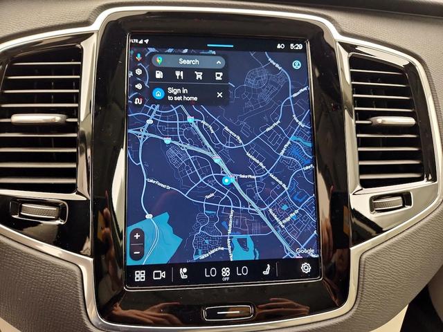 Photo of 2025 Blue Volvo XC90