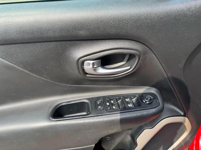 Photo of 2015 RED Jeep Renegade