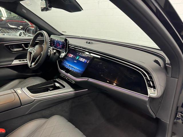 Photo of 2024 BLACK Mercedes-Benz E-Class