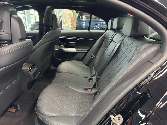 Photo of 2024 BLACK Mercedes-Benz E-Class