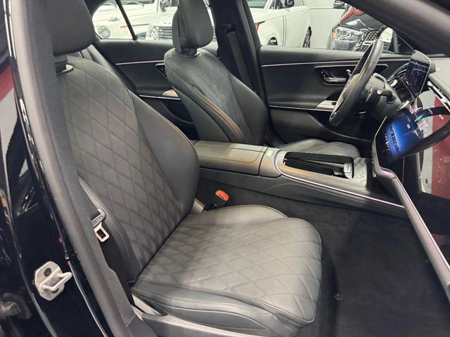 Photo of 2024 BLACK Mercedes-Benz E-Class