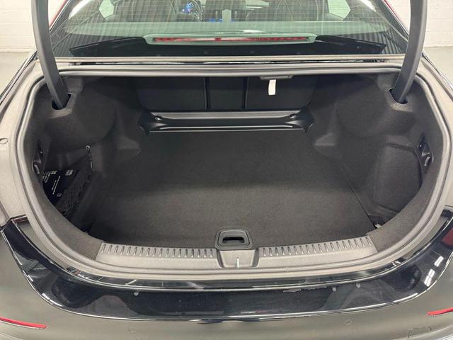Photo of 2024 BLACK Mercedes-Benz E-Class