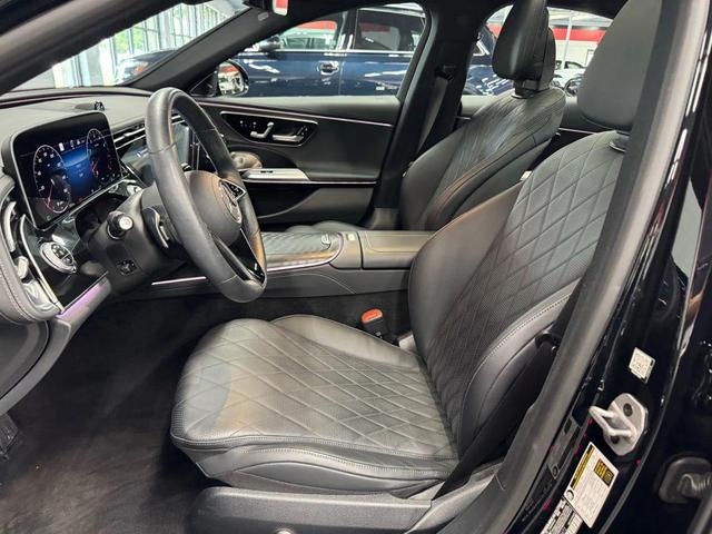 Photo of 2024 BLACK Mercedes-Benz E-Class