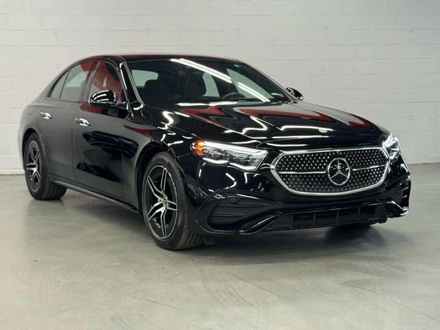 Photo of 2024 BLACK Mercedes-Benz E-Class
