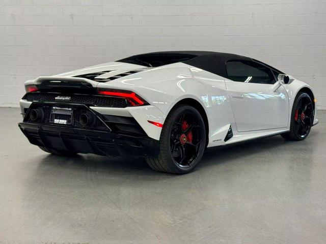 Photo of 2020 WHITE Lamborghini Huracan EVO