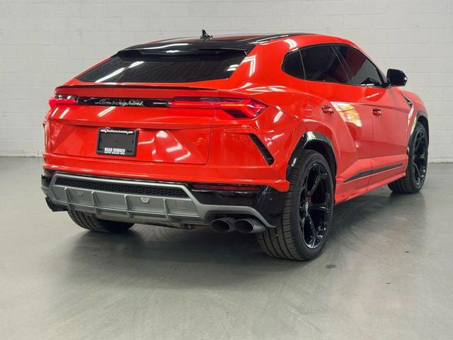 Photo of 2019 BLACK Lamborghini Urus