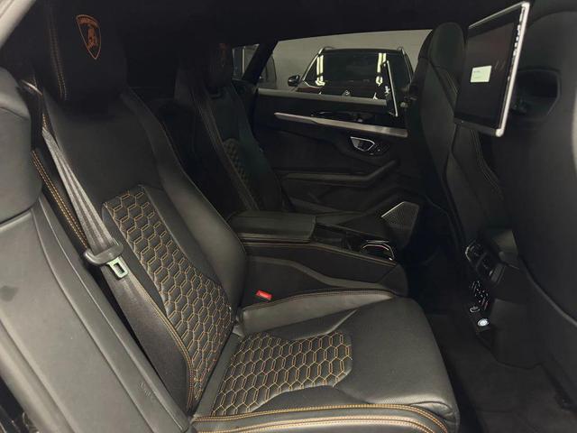 Photo of 2019 BLACK Lamborghini Urus