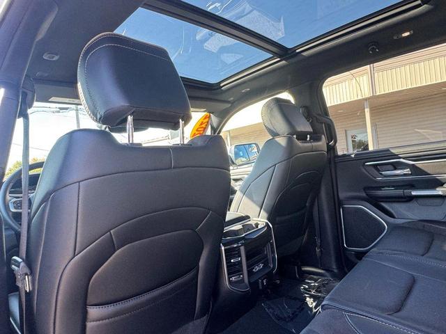Photo of 2022 Bright White Clearcoat RAM 1500