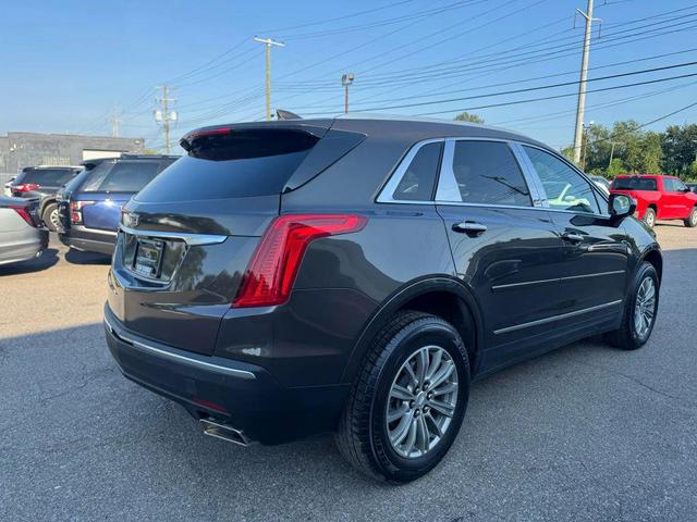 Photo of 2019 GRAY Cadillac XT5