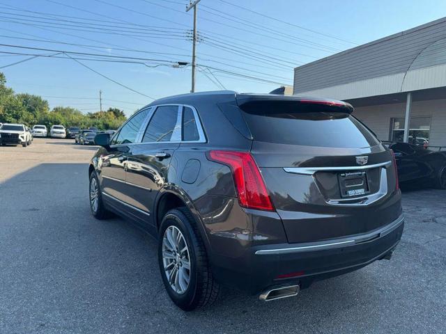 Photo of 2019 GRAY Cadillac XT5