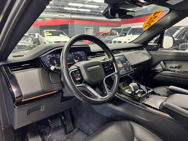 Photo of 2024 Santorini Black Metallic Land Rover Range Rover Sport