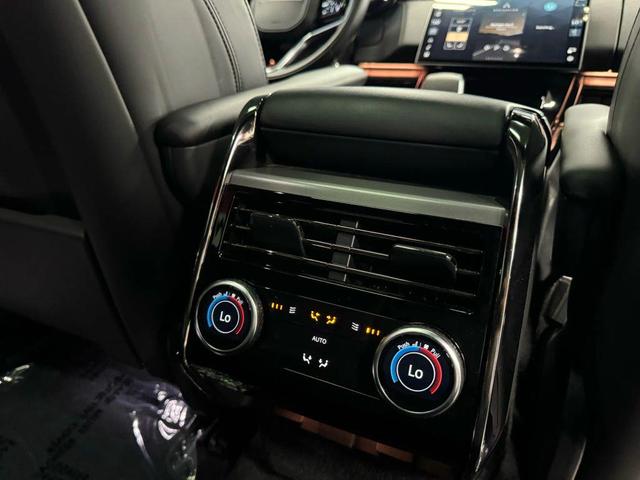 Photo of 2024 Santorini Black Metallic Land Rover Range Rover Sport