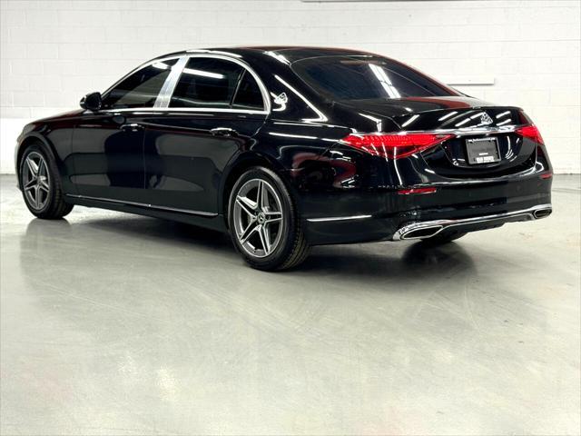 Photo of 2022 BLACK Mercedes-Benz S-Class