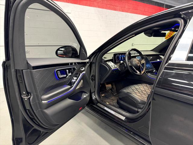 Photo of 2022 BLACK Mercedes-Benz S-Class