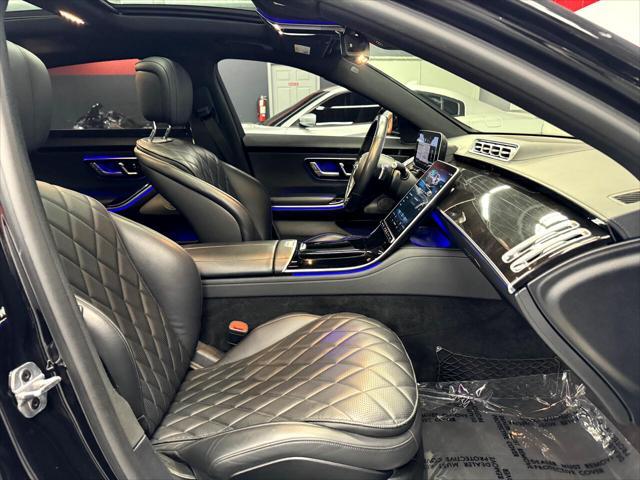 Photo of 2022 BLACK Mercedes-Benz S-Class
