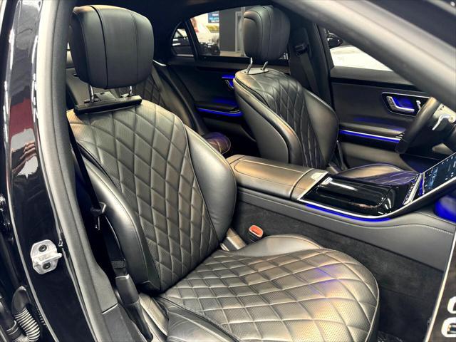 Photo of 2022 BLACK Mercedes-Benz S-Class