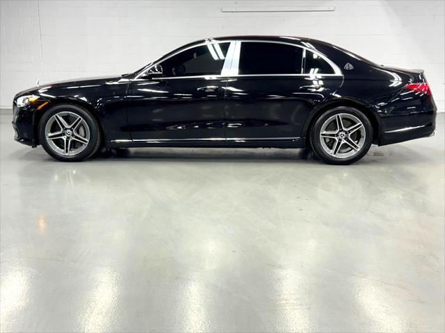 Photo of 2022 BLACK Mercedes-Benz S-Class