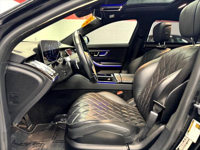 Photo of 2022 BLACK Mercedes-Benz S-Class