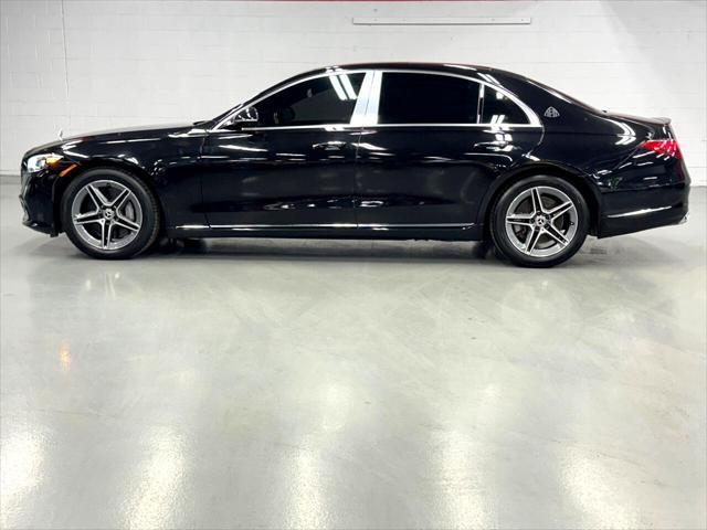 Photo of 2022 BLACK Mercedes-Benz S-Class