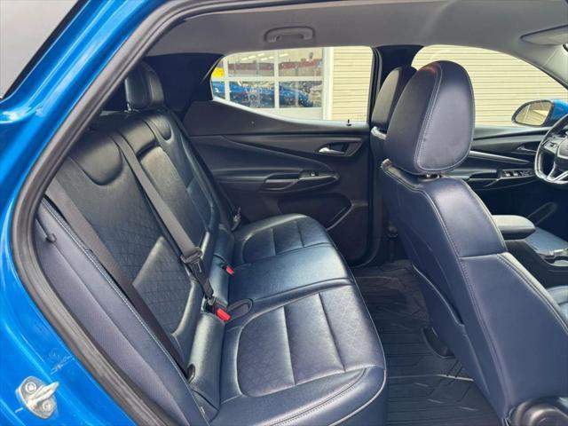 Photo of 2023 BLUE Chevrolet Bolt EUV