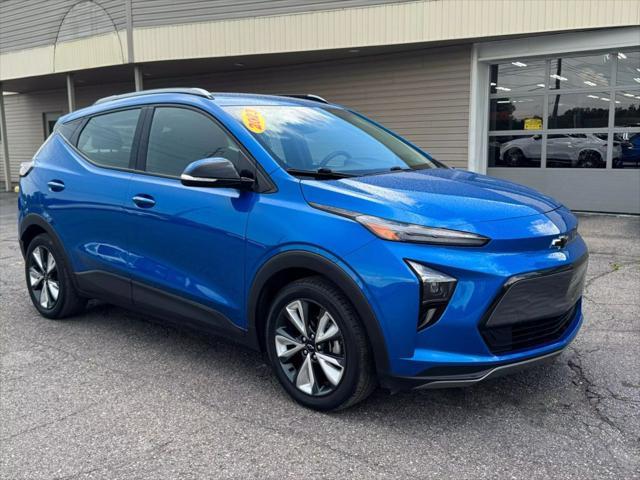 Photo of 2023 BLUE Chevrolet Bolt EUV