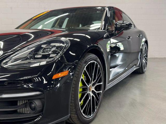 Photo of 2023 BLACK Porsche Panamera