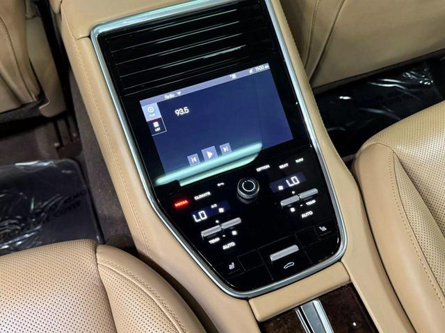 Photo of 2023 BLACK Porsche Panamera