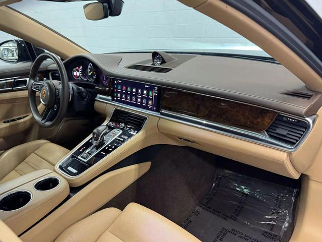 Photo of 2023 BLACK Porsche Panamera
