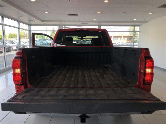 Photo of 2015 Victory Red Chevrolet Silverado 1500