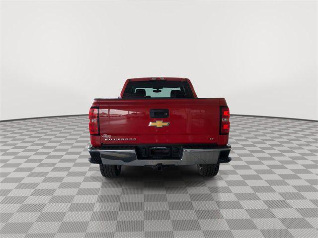 Photo of 2015 Victory Red Chevrolet Silverado 1500