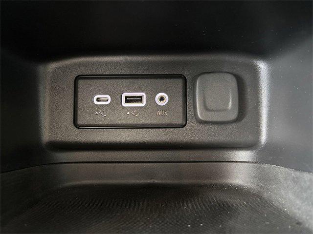 Photo of 2023 Mosaic Black Metallic Chevrolet Equinox