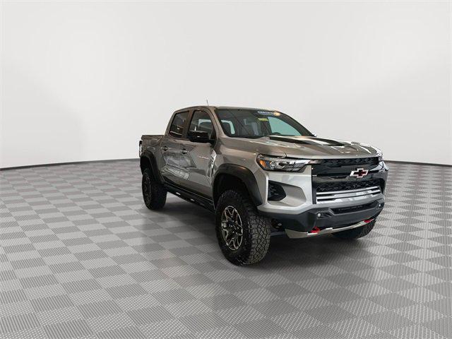Photo of 2023 Sterling Gray Metallic Chevrolet Colorado