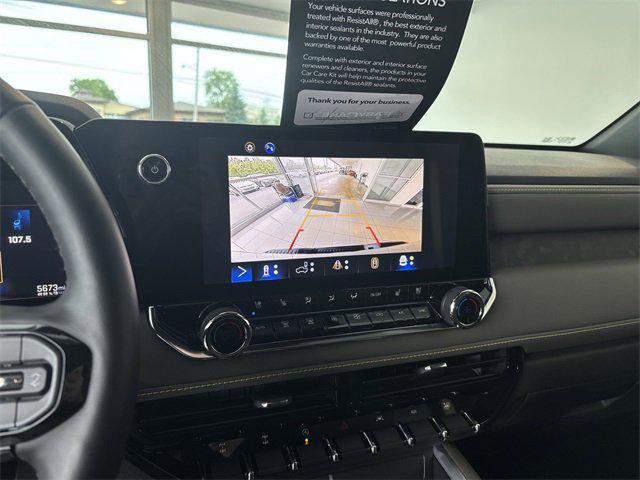 Photo of 2023 Sterling Gray Metallic Chevrolet Colorado