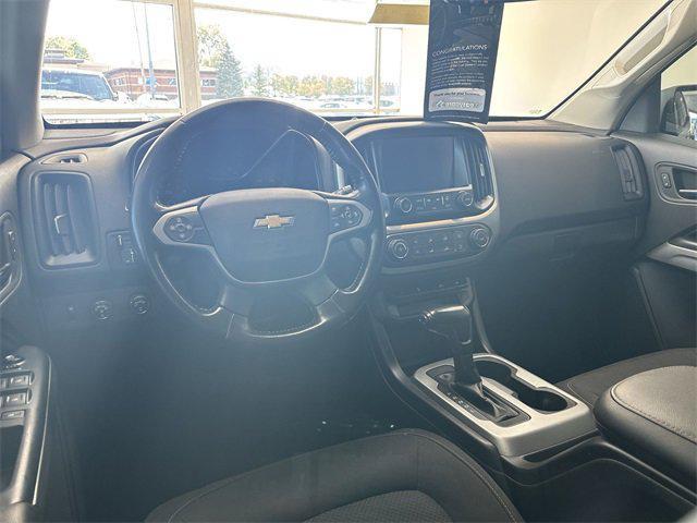 Photo of 2017 Silver Ice Metallic Chevrolet Colorado