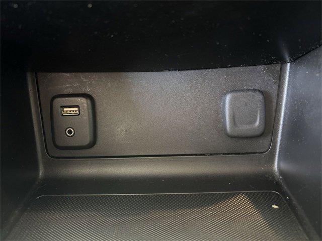 Photo of 2017 Silver Ice Metallic Chevrolet Colorado