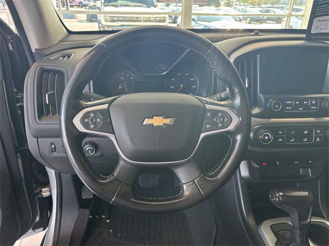 Photo of 2017 Silver Ice Metallic Chevrolet Colorado