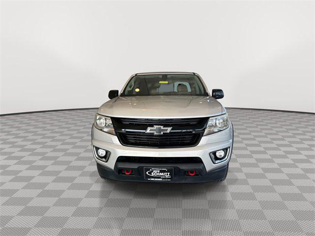 Photo of 2017 Silver Ice Metallic Chevrolet Colorado
