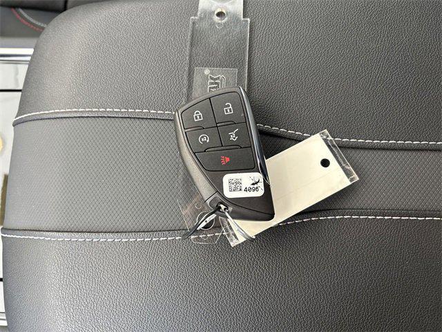 Photo of 2024 Sterling Gray Metallic Chevrolet Traverse