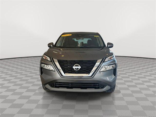 Photo of 2023 Gun Metallic Nissan Rogue